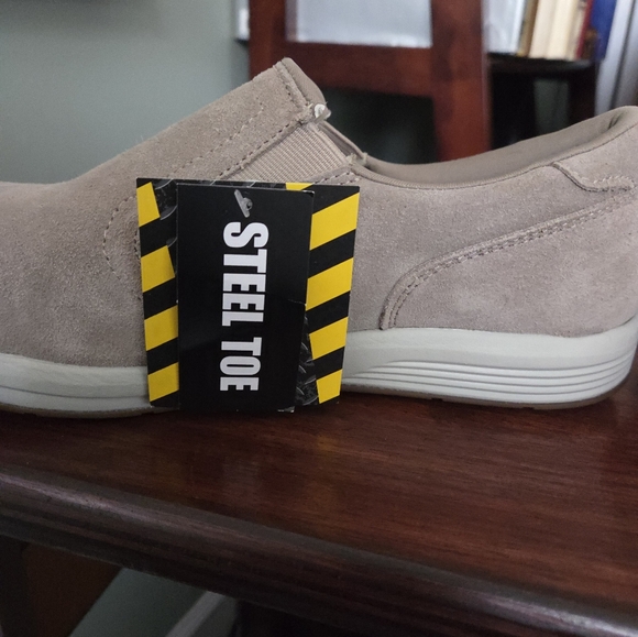 Women's Bazos Tan Suede Steel Toe Loafers Slip On Size 10 - Picture 6 of 6